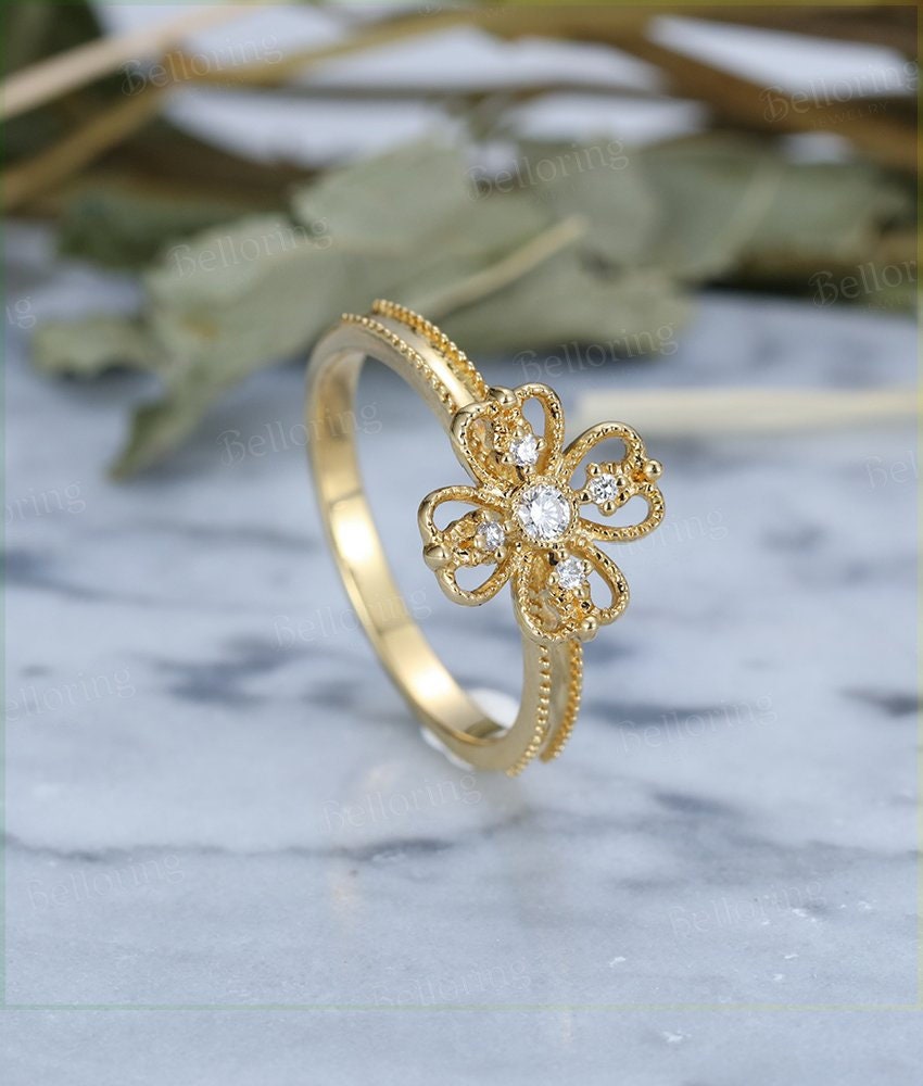 Alternative engagement ring vintage round cut  yellow gold Antique Halo diamond wedding  Unique bridal Birthstone Jewelry Anniversary