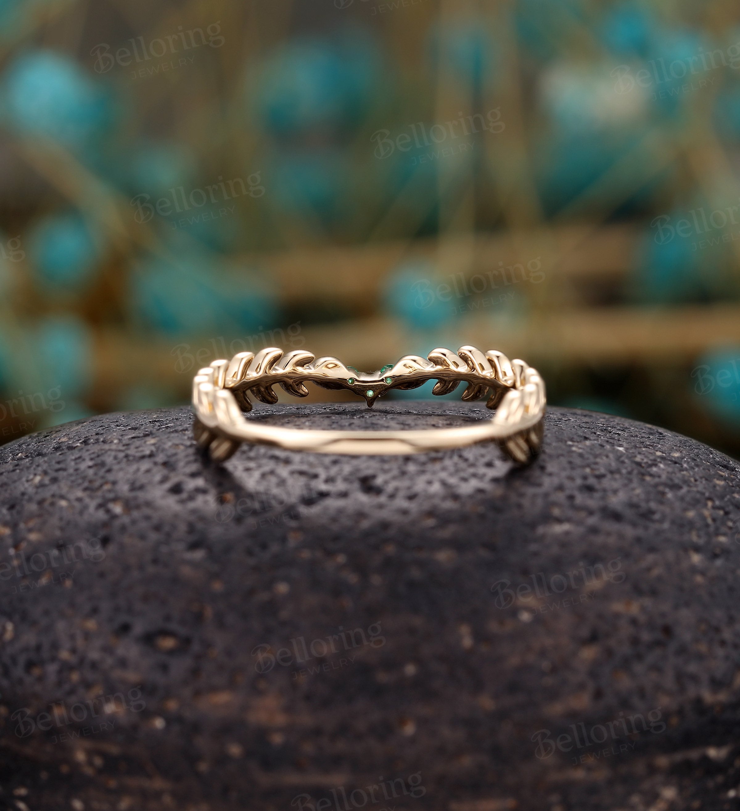 Emerald curved wedding band Vintage yellow Gold leaf ring unique dainty Art Deco Antique wedding ring Promise Anniversary ring